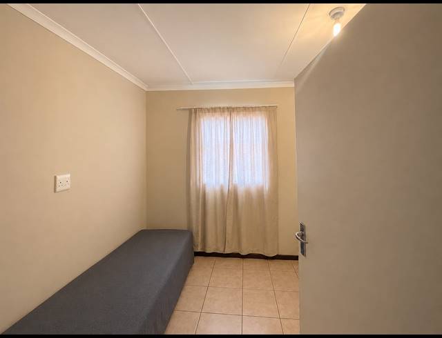 3 BEDROOM HOUSE FOR SALE IN VANDERBIJLPARK CW 5
